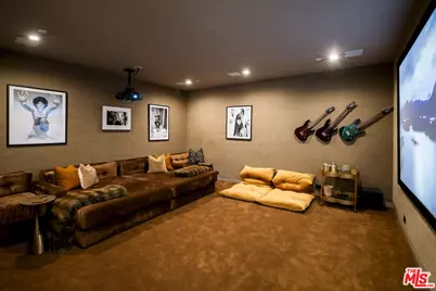 1030 Somera Rd, Los Angeles, CA 90077 - Photo 44