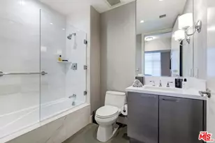 10776 Wilshire Blvd, Los Angeles, CA 90024 - Photo 34