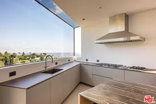 9277 Thrush Way, Los Angeles, CA 90069 - Photo 12