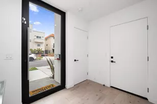 2435 S Penmar Ave, Venice, CA 90291 - Photo 42