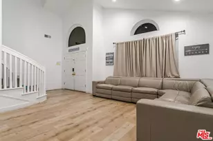 20318 Blythe St, Winnetka, CA 91306 - Photo 2