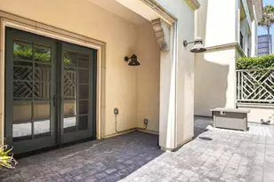 225 S Hamilton Dr, Beverly Hills, CA 90211 - Photo 24