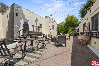 1114 S La Peer Dr, Los Angeles, CA 90035 - Photo 36