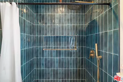 1800 W 42nd St, Los Angeles, CA 90062 - Photo 16