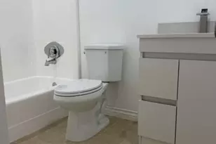 18350 Hatteras St, Tarzana, CA 91356 - Photo 26