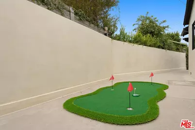 13949 Cumpston St, Sherman Oaks, CA 91401 - Photo 48