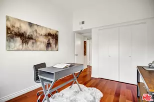 350 N Clybourn Ave, Burbank, CA 91505 - Photo 20