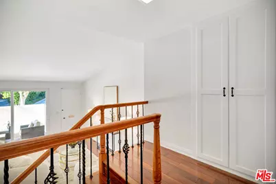 350 N Clybourn Ave #36, Burbank, CA 91505 - Photo 14