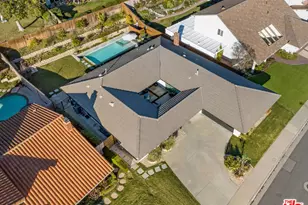 32019 Royceton Ct, Westlake Village, CA 91361 - Photo 2