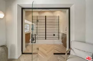 180 S Vista St, Los Angeles, CA 90036 - Photo 6