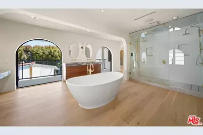 180 S Vista St, Los Angeles, CA 90036 - Photo 16