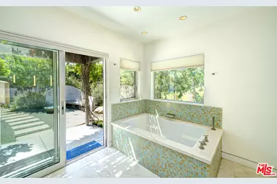 6000 Philip Ave, Malibu, CA 90265 - Photo 26
