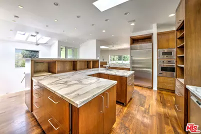 6000 Philip Ave, Malibu, CA 90265 - Photo 8