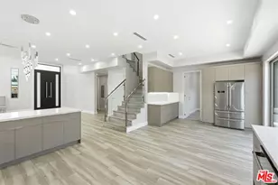 6717 Sunnyslope Ave, Van Nuys, CA 91401 - Photo 16