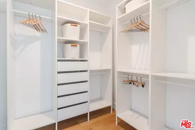 1803 S Orange Dr, Los Angeles, CA 90019 - Photo 12