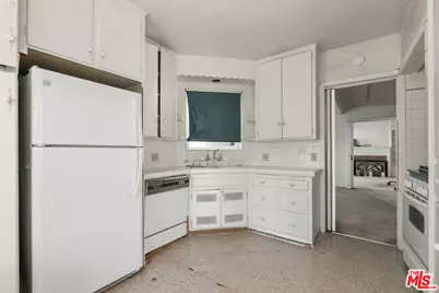 315 N Formosa Ave, Los Angeles, CA 90036 - Photo 10
