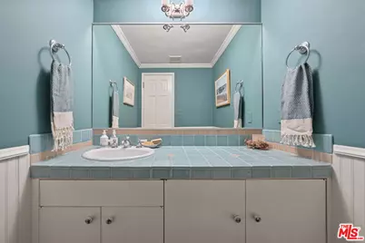 3859 Mandeville Canyon Rd, Los Angeles, CA 90049 - Photo 30