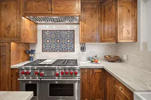 3859 Mandeville Canyon Rd, Los Angeles, CA 90049 - Photo 12