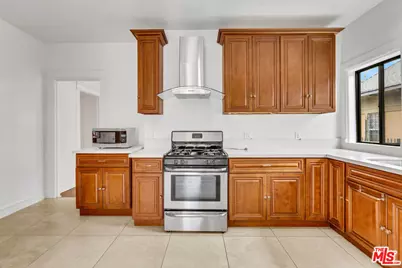 1492 W 28th St, Los Angeles, CA 90007 - Photo 38