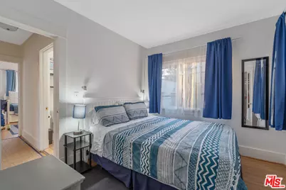 41 Vicente Ter, Santa Monica, CA 90401 - Photo 34