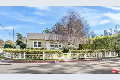 6050 Allott Ave, Van Nuys, CA 91401 - Photo 26