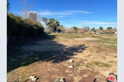 12399 E Ave V-12, Pearblossom, CA 93553 - Photo 14