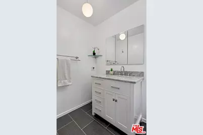2311 4th St #311, Santa Monica, CA 90405 - Photo 12