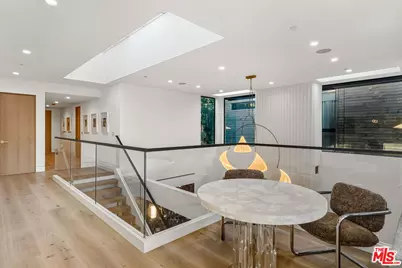 738 Palms Blvd, Venice, CA 90291 - Photo 24