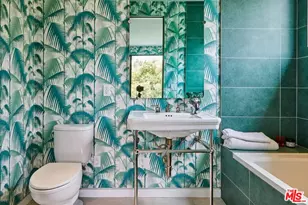 1724 N Sierra Bonita Ave, Los Angeles, CA 90046 - Photo 22