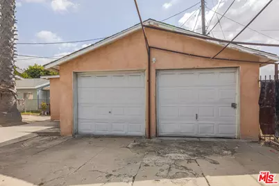 312 E 92nd St, Los Angeles, CA 90003 - Photo 30