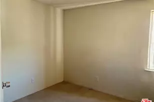 1140 W 89th St, Los Angeles, CA 90044 - Photo 32