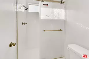 1424 Amherst Ave, Los Angeles, CA 90025 - Photo 22