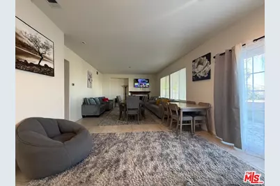 719 W Avenue Q10, Palmdale, CA 93551 - Photo 8