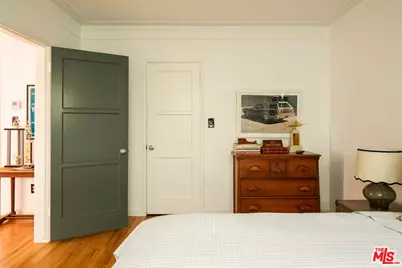 3761 Monon St, Los Angeles, CA 90027 - Photo 20