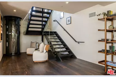 1208 Palms Blvd, Venice, CA 90291 - Photo 10