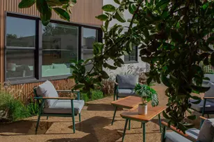 2046 S Burnside Ave, Los Angeles, CA 90016 - Photo 34