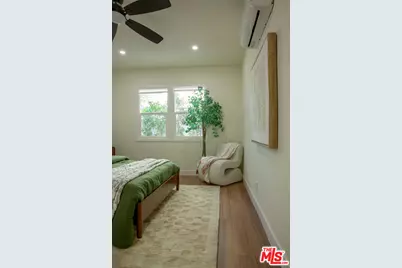 2048 S Burnside Ave, Los Angeles, CA 90016 - Photo 26