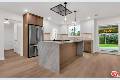 21014 Baltar St, Canoga Park, CA 91304 - Photo 6