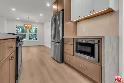 21014 Baltar St, Canoga Park, CA 91304 - Photo 4