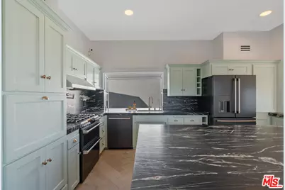 3479 Wonder View Dr, Los Angeles, CA 90068 - Photo 18