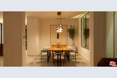 12752 Mulholland Dr, Beverly Hills, CA 90210 - Photo 60