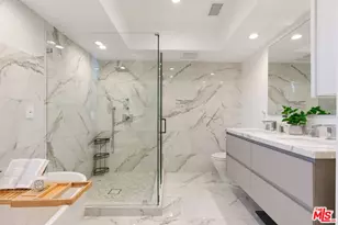 303 Venice Way, Venice, CA 90291 - Photo 16