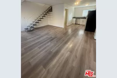 6544 S Victoria Ave, Los Angeles, CA 90043 - Photo 12