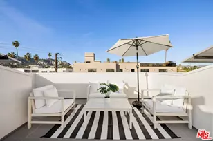 1011 N Ogden Dr, West Hollywood, CA 90046 - Photo 18