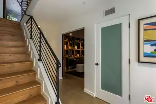 645 N Hayworth Ave, Los Angeles, CA 90048 - Photo 2