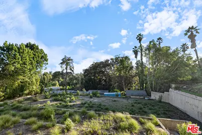 1185 Angelo Dr, Beverly Hills, CA 90210 - Photo 4
