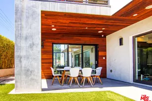 2345 27th St, Santa Monica, CA 90405 - Photo 16