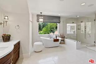 23593 Park S St, Calabasas, CA 91302 - Photo 42