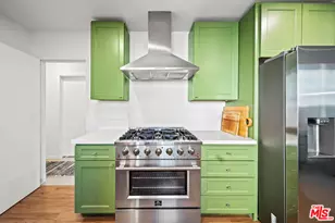 830 Palms Blvd, Venice, CA 90291 - Photo 12