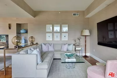 1 W Century Dr #4A, Los Angeles, CA 90067 - Photo 14